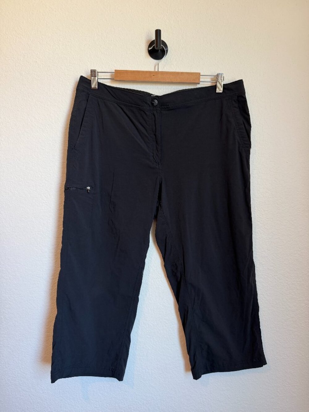 L.L. Bean Water-Repellent Comfort Trail Pants Black Size 16